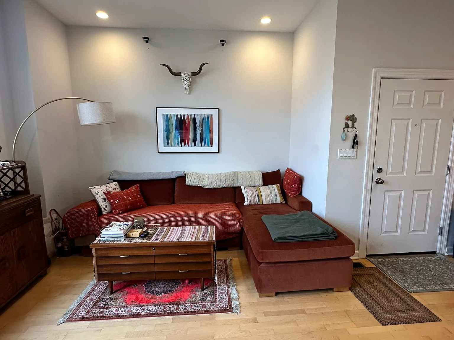2 bed, 900 sqft, $2,800 — Photo 3