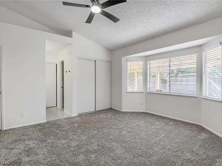 3216 Harbor Vista St — Photo 6