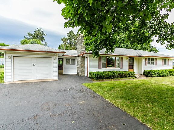3rd image of 26 Meadow Dr