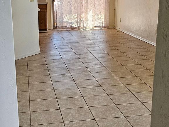 2nd image of 5404 N Mesquite Bosque Way