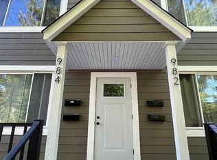 984 Nottingham Rd #3, Grosse Pointe, MI 48230