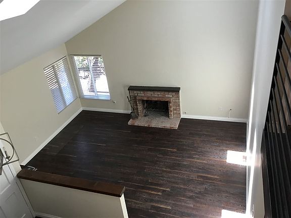 5th image of 2485 Madroncillo St