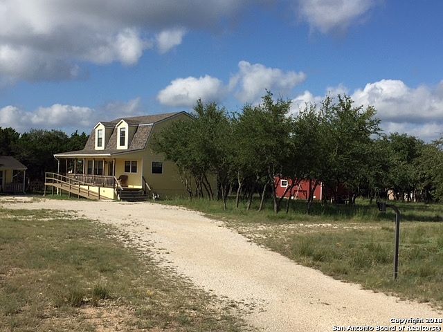 1st image of 465 Lakeside Dr