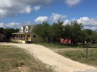 465 Lakeside Dr, Lakehills, TX 78063