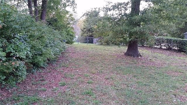 2nd image of 0 Knollwood Ave #11