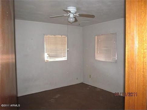5th image of 2401 W Claremont St