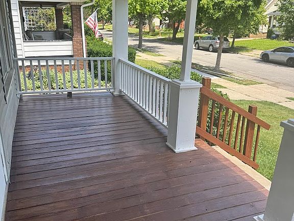 3rd image of 3741 W 133rd St