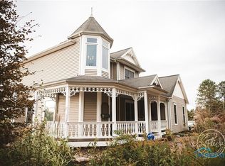 19133 W River Rd, Bowling Green, OH 43402