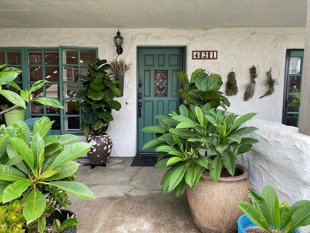 2 bed, 1155 sqft, $5,200 — Photo 3