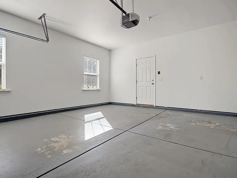 107 Bennett Ln — Photo 25