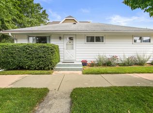 3734 S Brust Ave, Milwaukee, WI 53207