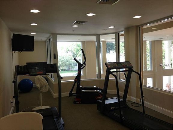 4th image of 750 4th Ave S Unit 706