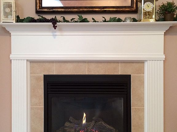 5th image of 721 Dolores Ln
