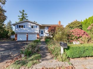 335 Park Pl, Lynden, WA 98264
