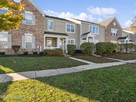 2nd image of 2055 Woodside Dr