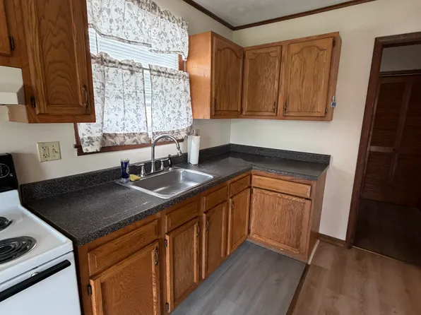 406 E 5th St APT A, Berwick, PA 18603