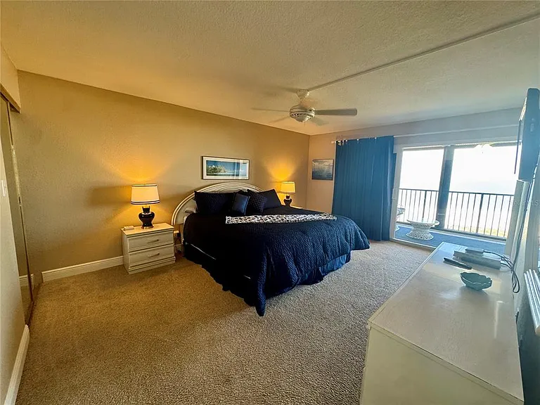 1230 Gulf Blvd #1402 — Photo 30
