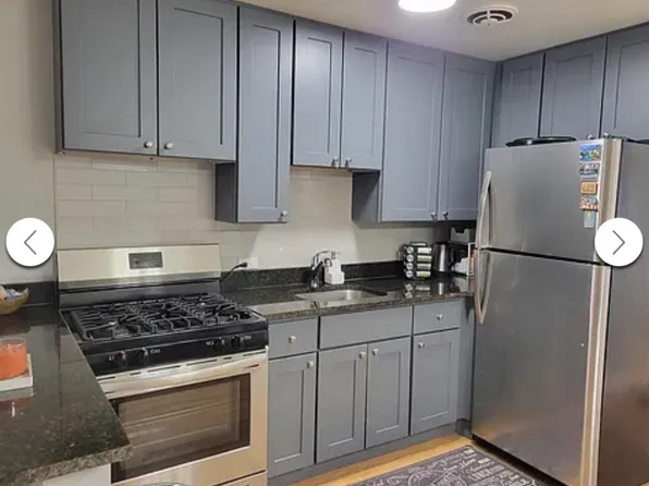 3825-213 N Pine Grove Ave, Chicago, IL
