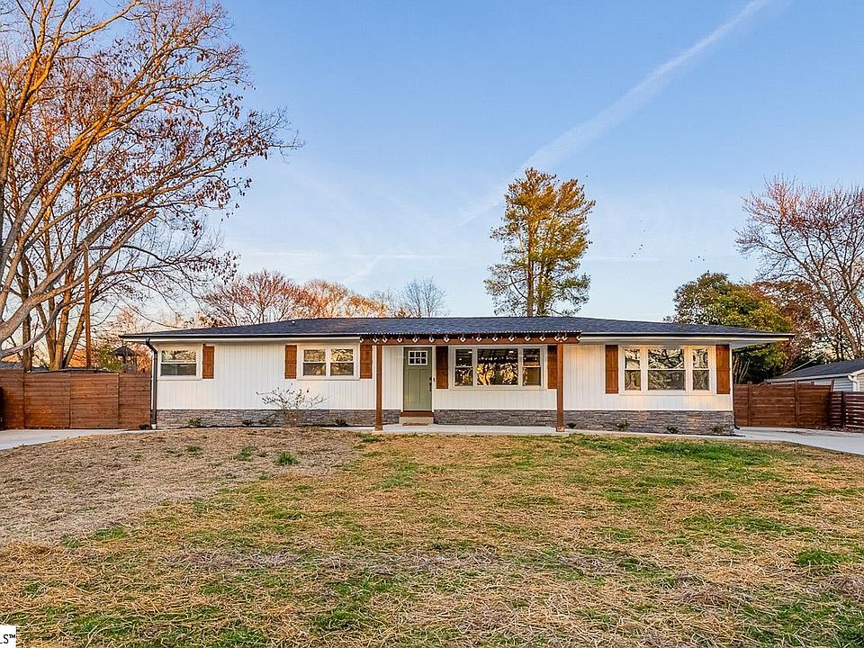 1st image of 303 Watson Rd