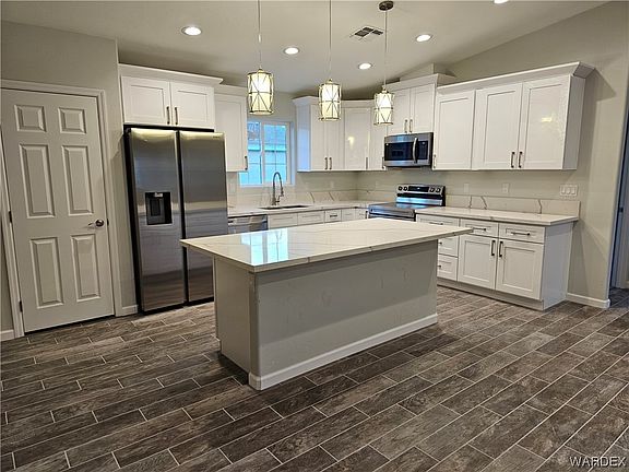 5th image of 1802 Forest Drive