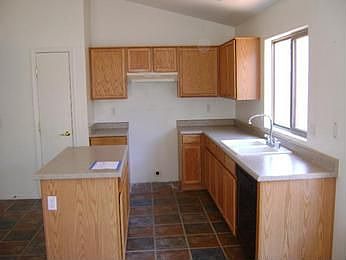 4th image of 10771 W Cambridge Ave