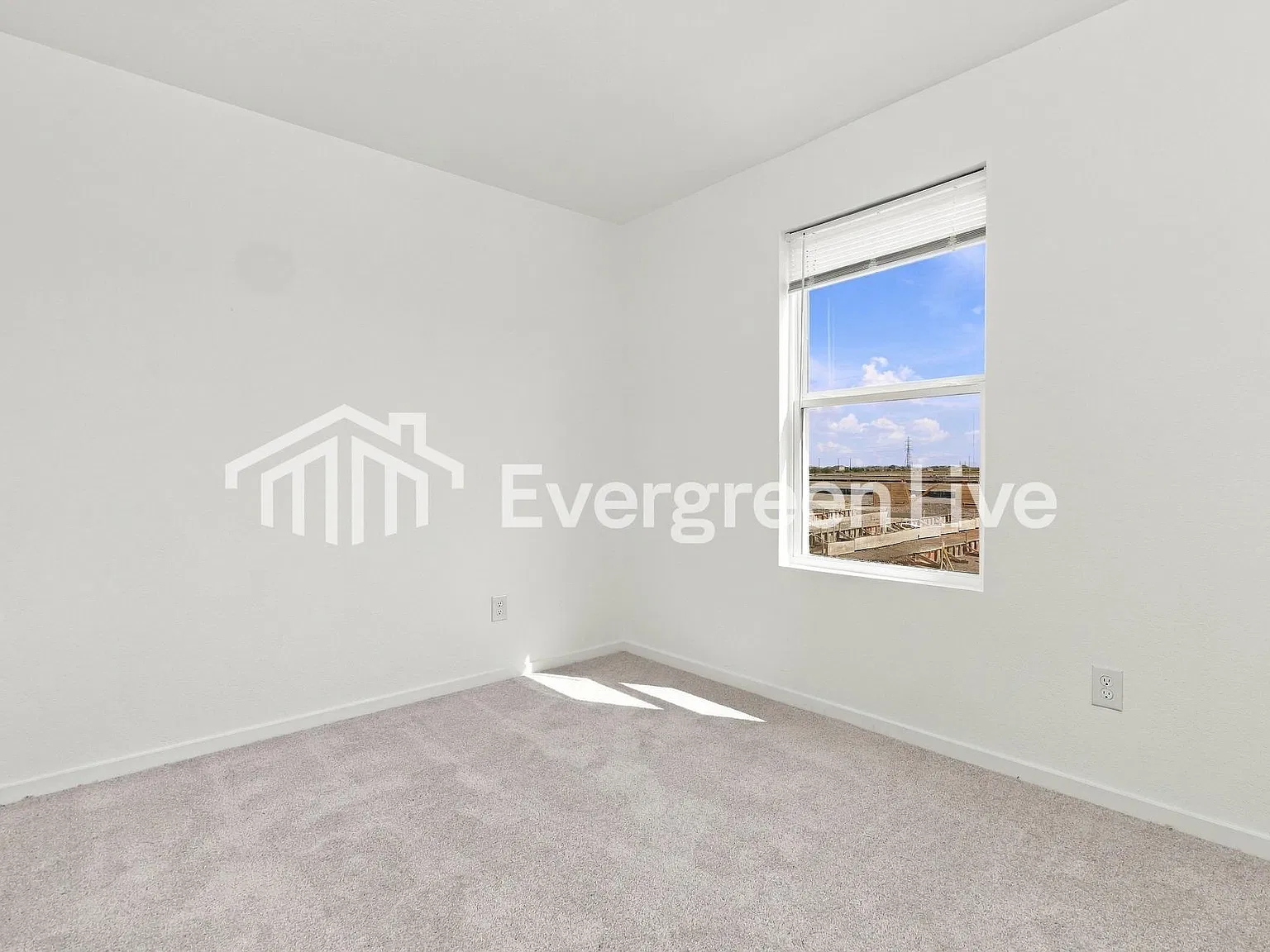 3 bed, 2.5 bath, 1189 sqft, $1,230 — Photo 4