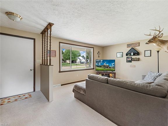 4th image of 1311 Concord Cir SE
