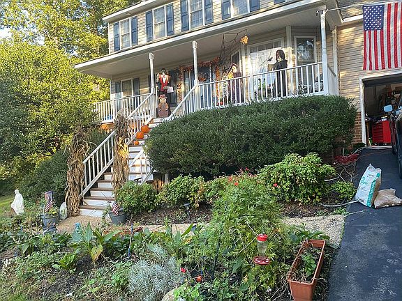 2nd image of 4701 Stoney Creek Pkwy