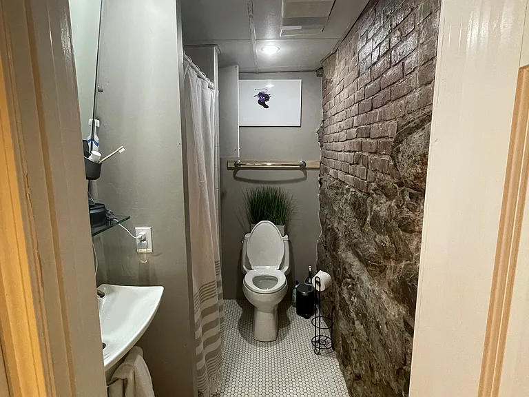 1760 Beacon St — Photo 13