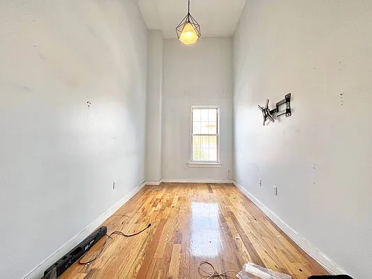 Rented by Doorway NYC, LLC | media 18