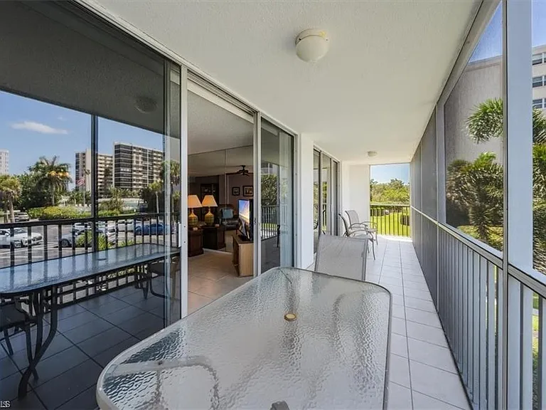 3 Bluebill Ave #207 — Photo 4
