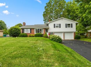 3388 S Leonard Rd, New Palestine, IN 46163