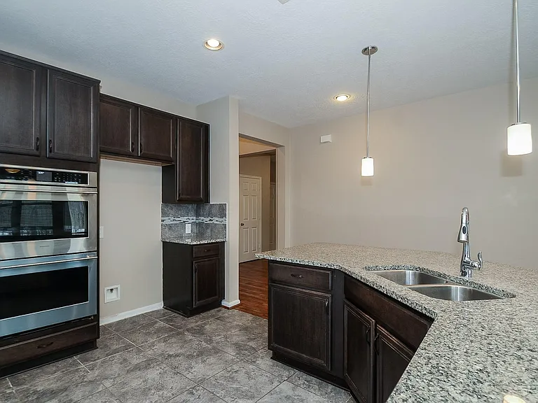 2726 Rice Mill Ave — Photo 7