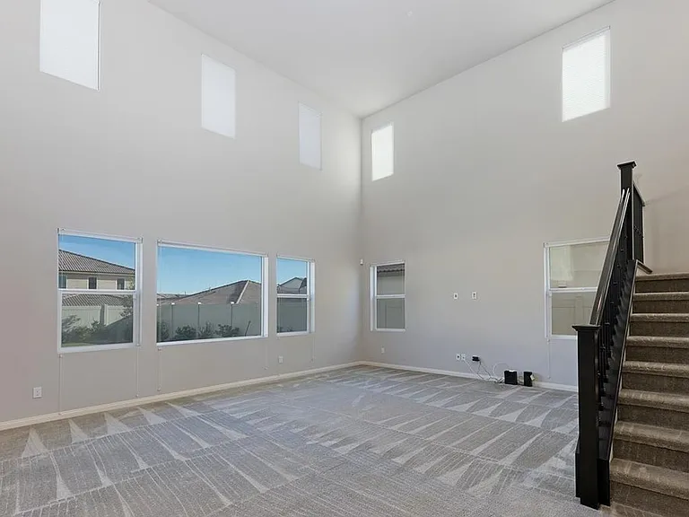 35186 Ladybug Ln — Photo 2
