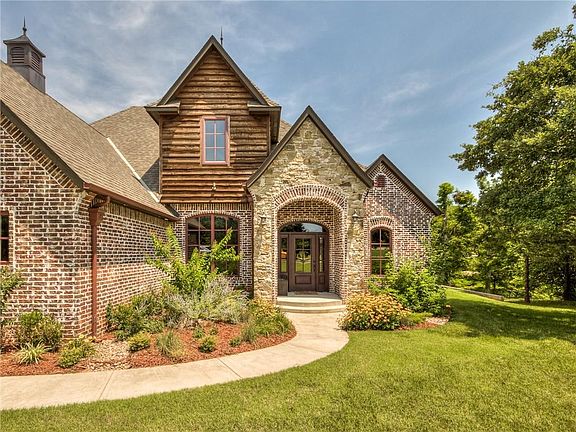2nd image of 7158 Cedar Lake Dr