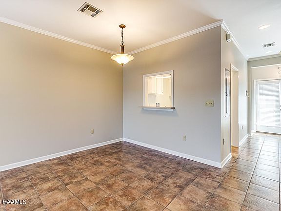 5th image of 100 Judice Meadows Ln