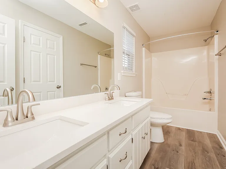 805 Stone Flower Ct — Photo 11