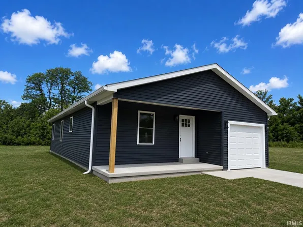 515 College Ave, Mitchell, IN 47446