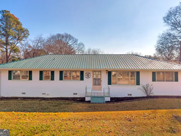 118 Wayne Cir, Hartwell, GA 30643