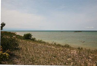 5th image of 3725 N Lake Shore Dr