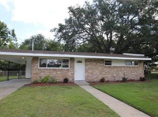 4401 Lancelot Dr, New Orleans, LA 70127
