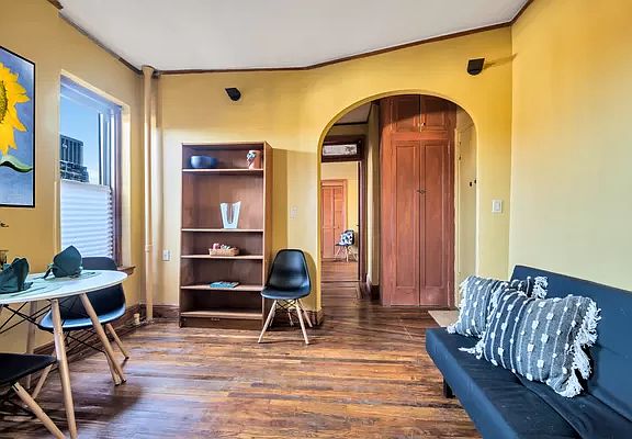 3rd image of 94 Hamilton Pl APT 5E