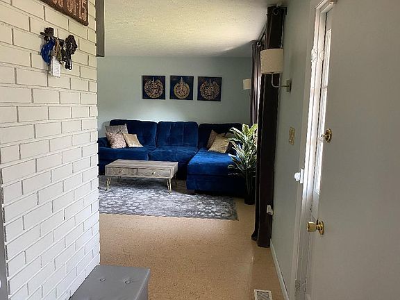 4th image of 3230 Valleywood Dr