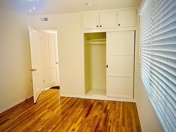 4th image of 12934 Valleyheart Dr APT 1