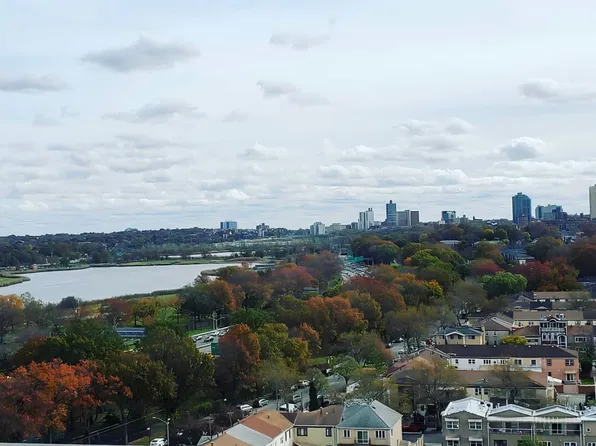 61-20 Grand Central Parkway image 11 of 22