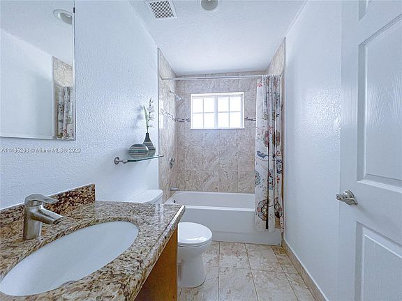 5th image of 3745 NW 194th St