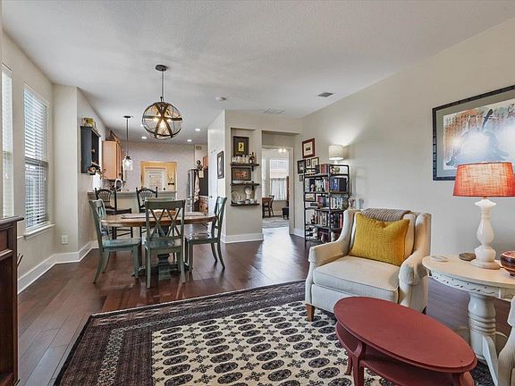 5th image of 3938 Shumard Oak Blvd