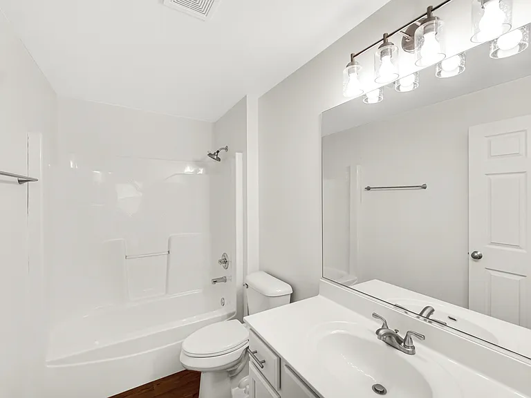 2325 Summerlin Dr — Photo 17
