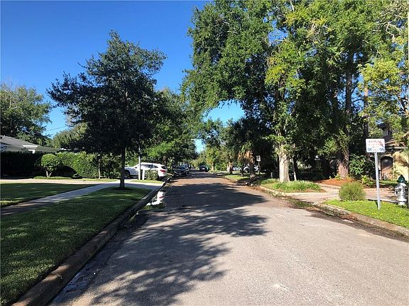 3rd image of 1601 Oneco Ave