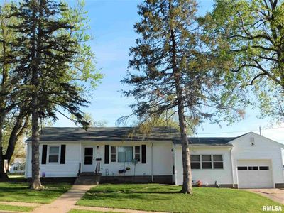 2405 W Lombard St, Davenport, IA, 52804